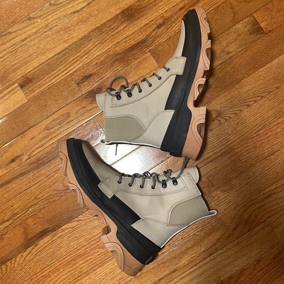 Sorel Brex Lace-Up Boots Sandy Tan / Black Rare Free People Color - Picture 8 of 11